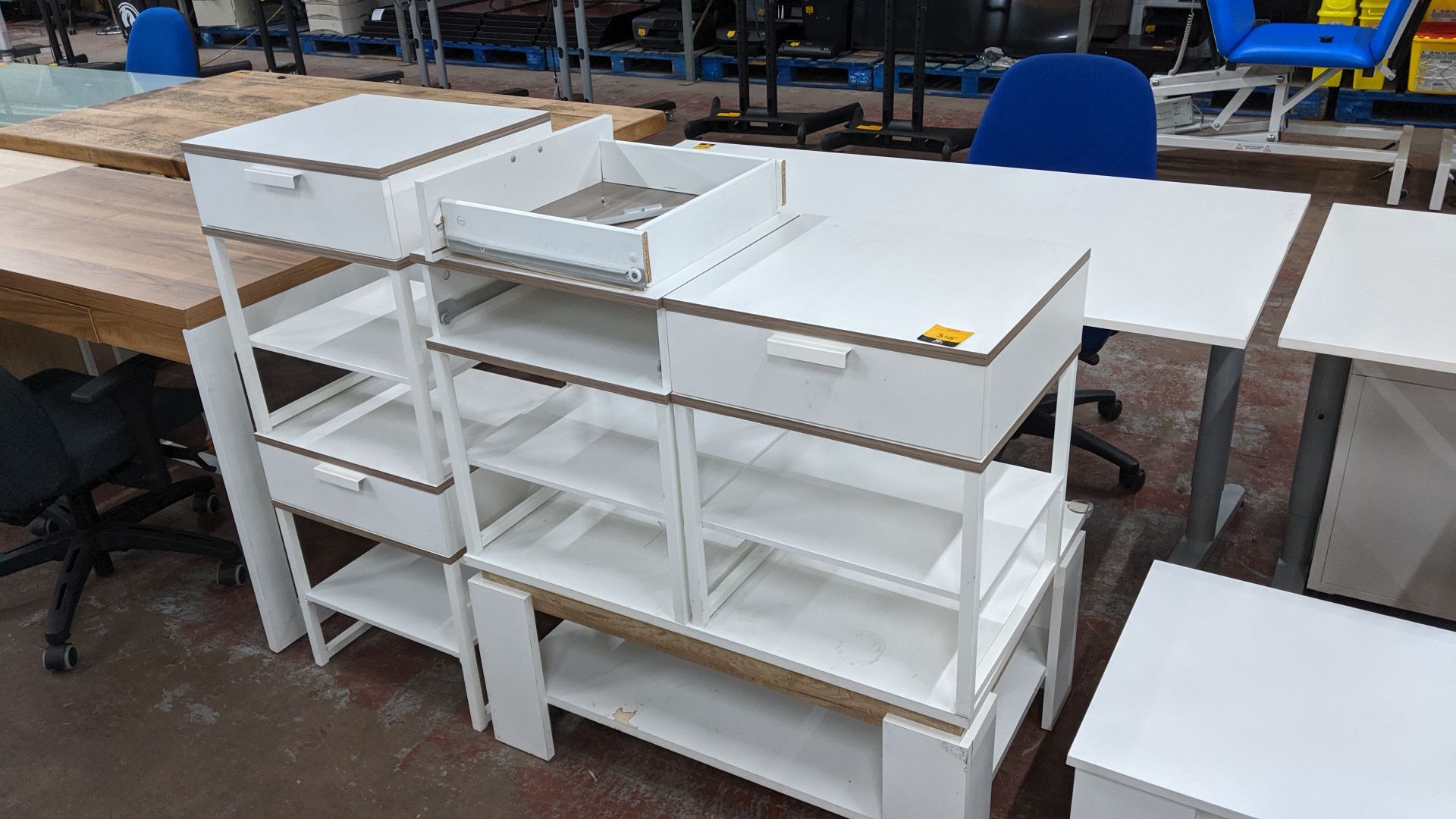 5 off white tables comprising 4 side tables each incorporating drawer plus coffee/occasional table - Image 5 of 5