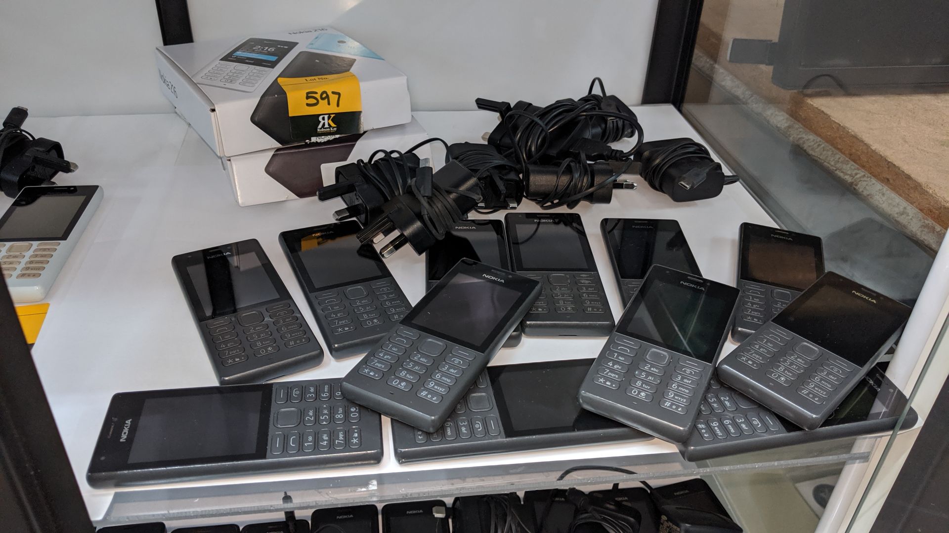12 off Nokia 216 black mobile phones including 7 chargers & 2 boxes. We believe these phones were - Image 2 of 6