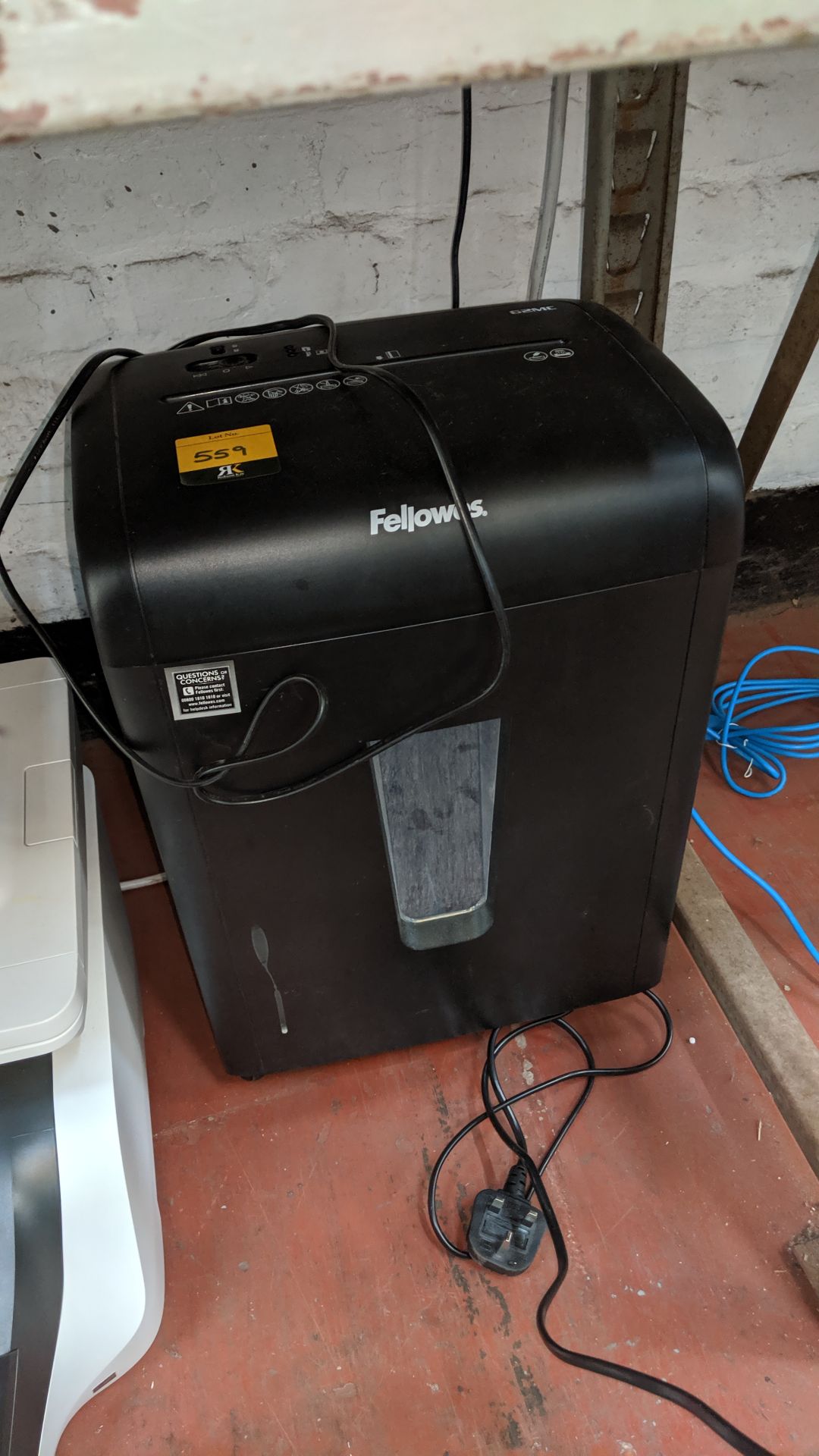 Fellowes 62MC shredder. This is one of a large number of lots used/owned by One To One (North - Image 2 of 4