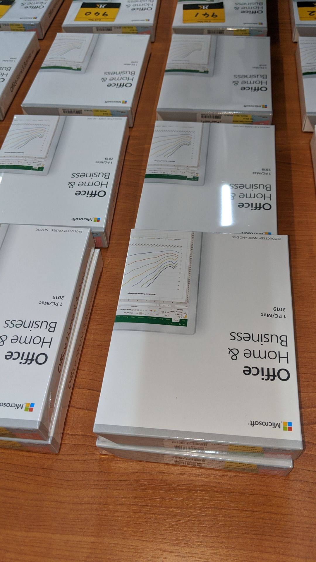 5 off Microsoft Office Home & Business 2019 for PC/MAC. This lot comprises 5 sealed boxes each - Image 4 of 4