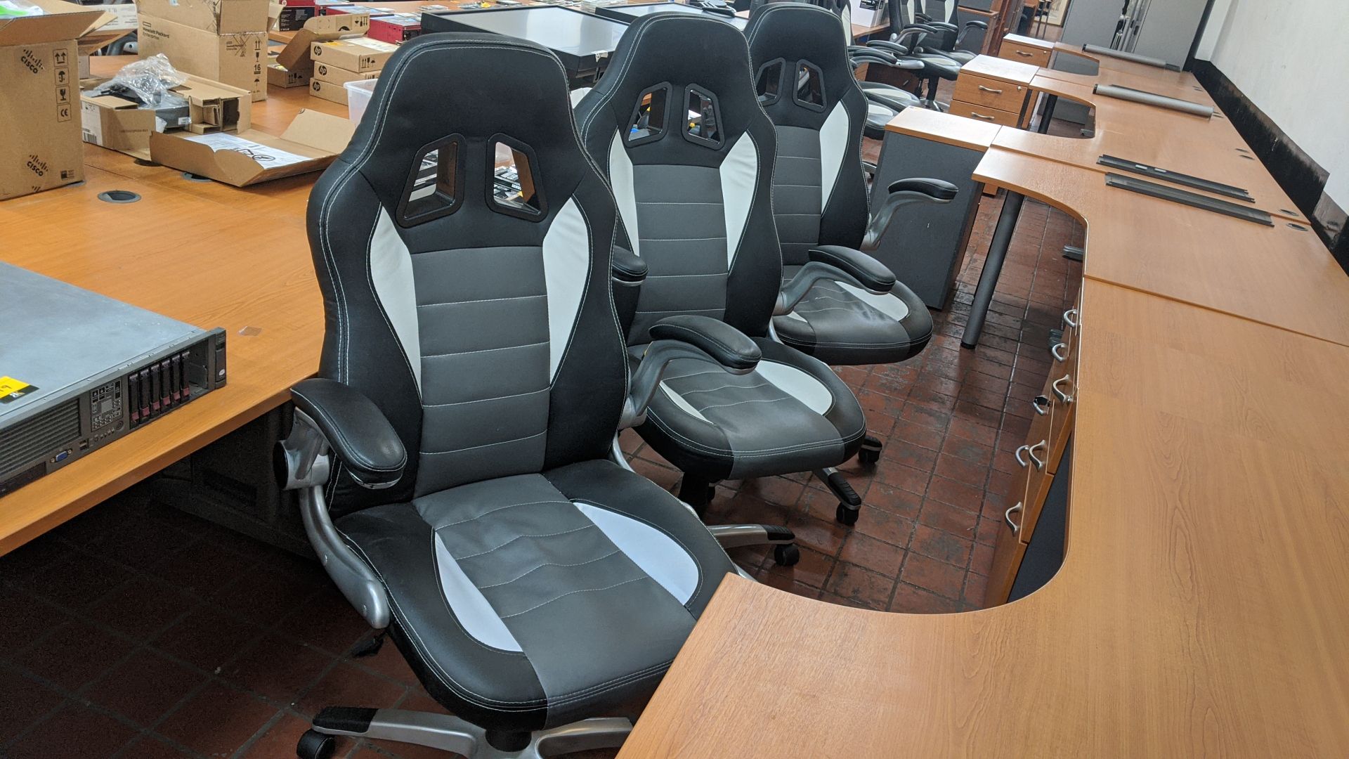 3 off motorsports style black & silver leather exec chairs. This is one of a large number of lots in - Image 9 of 9