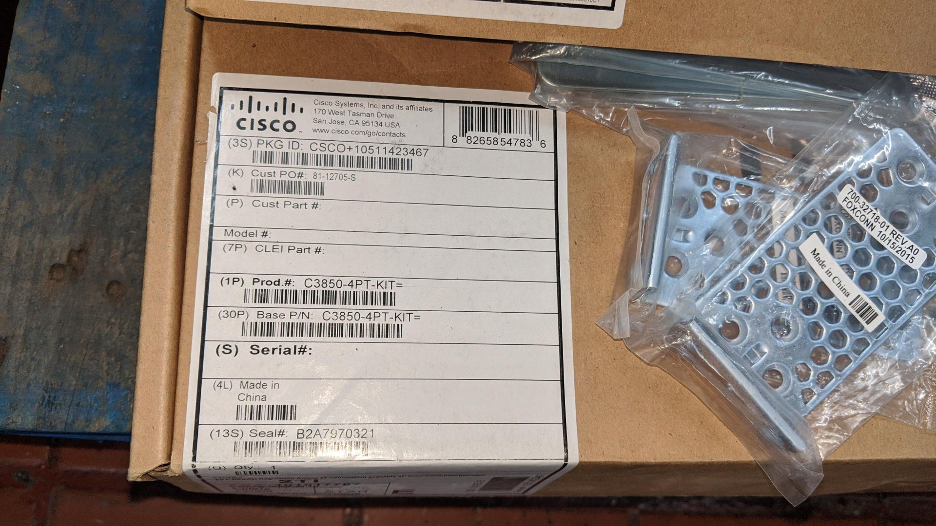 2 off Cisco bracket/mounting kits, product code C3850-4PT-KIT. This is one of a large number of lots - Image 3 of 5