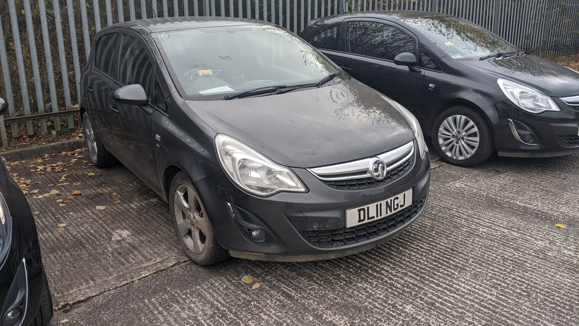 DL11 NGJ Vauxhall Corsa SXI 5 door hatchback, 5 speed manual gearbox, 1229cc petrol engine.