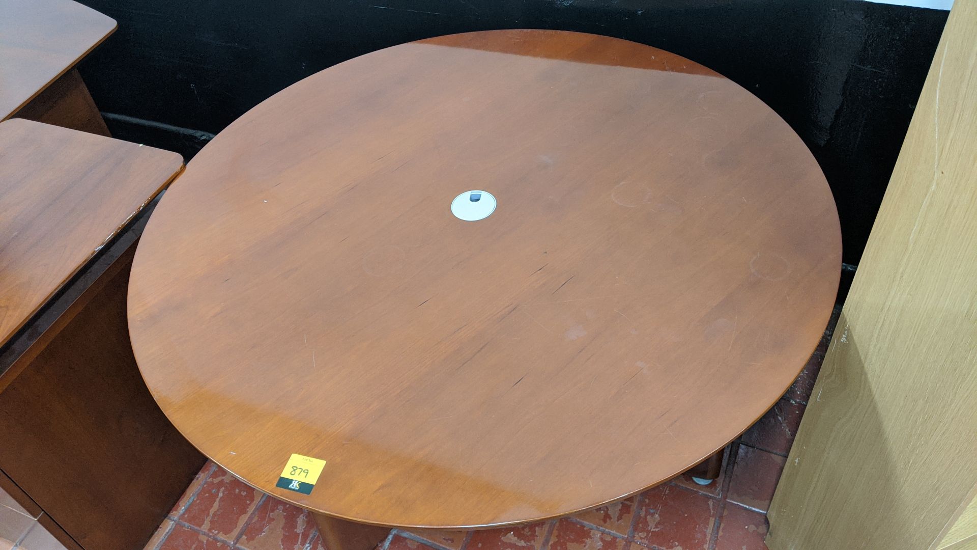 Round meeting table with gloss finish, circa 120cm diameter, including cable management centre. NB - Image 3 of 4