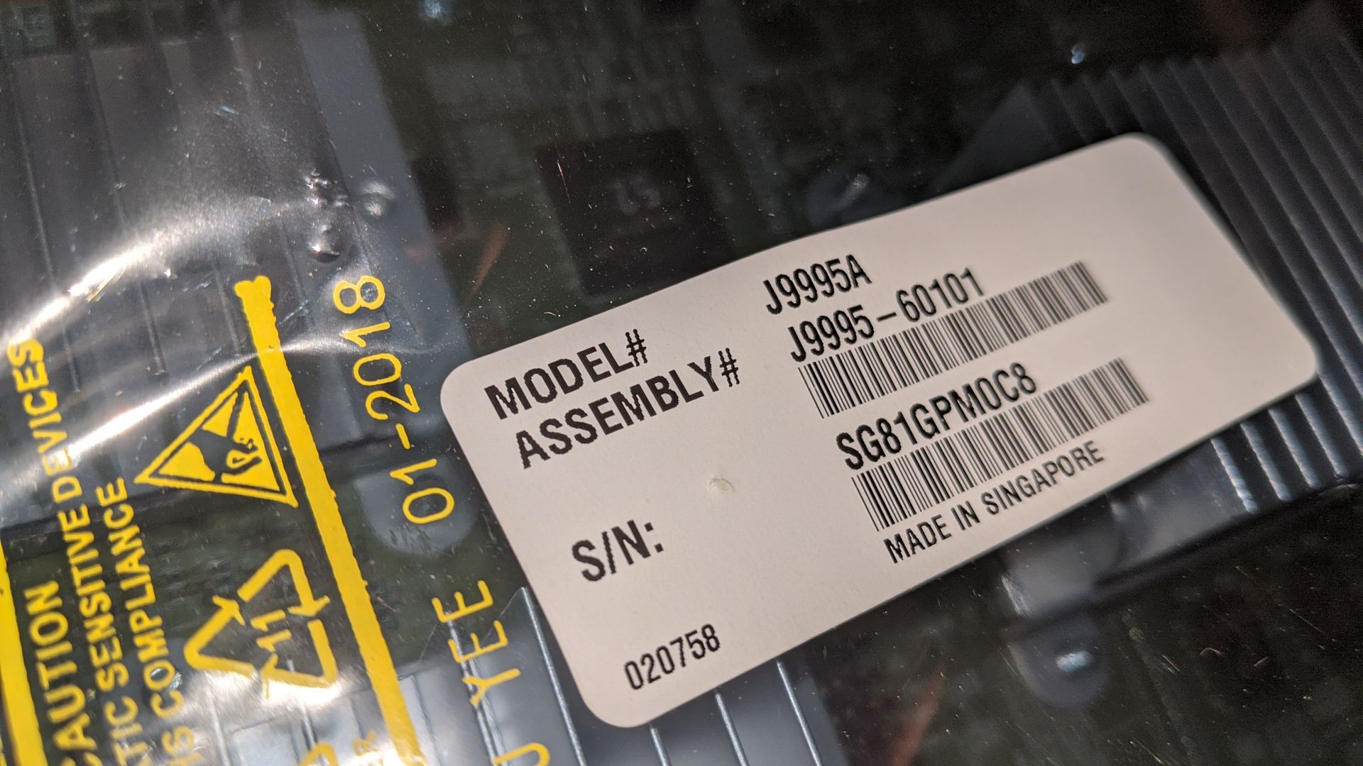 Hewlett Packard Aruba networking switch module, product code J9995A, part number J9995-61001. This - Image 4 of 7