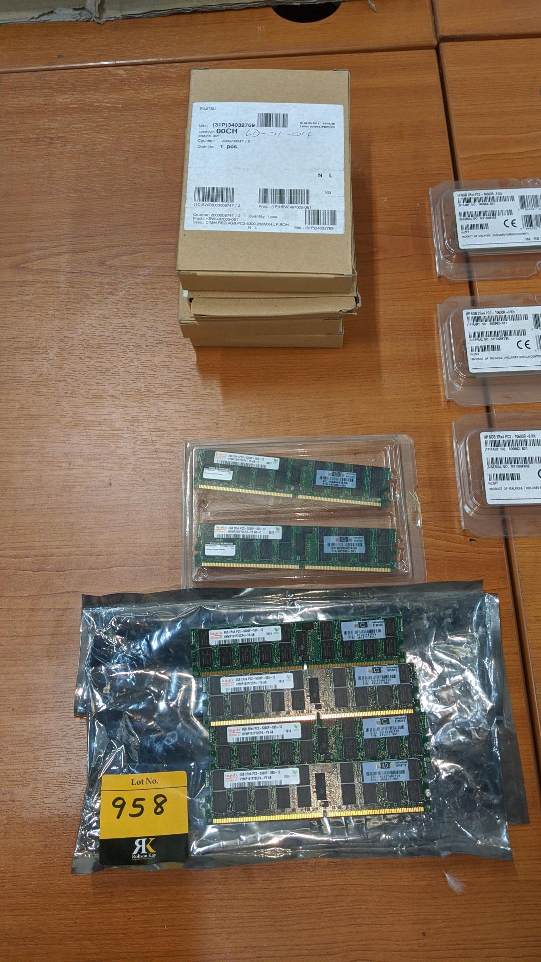 10 off assorted 4Gb memory DIMMs. This is one of a large number of lots in this sale being sold