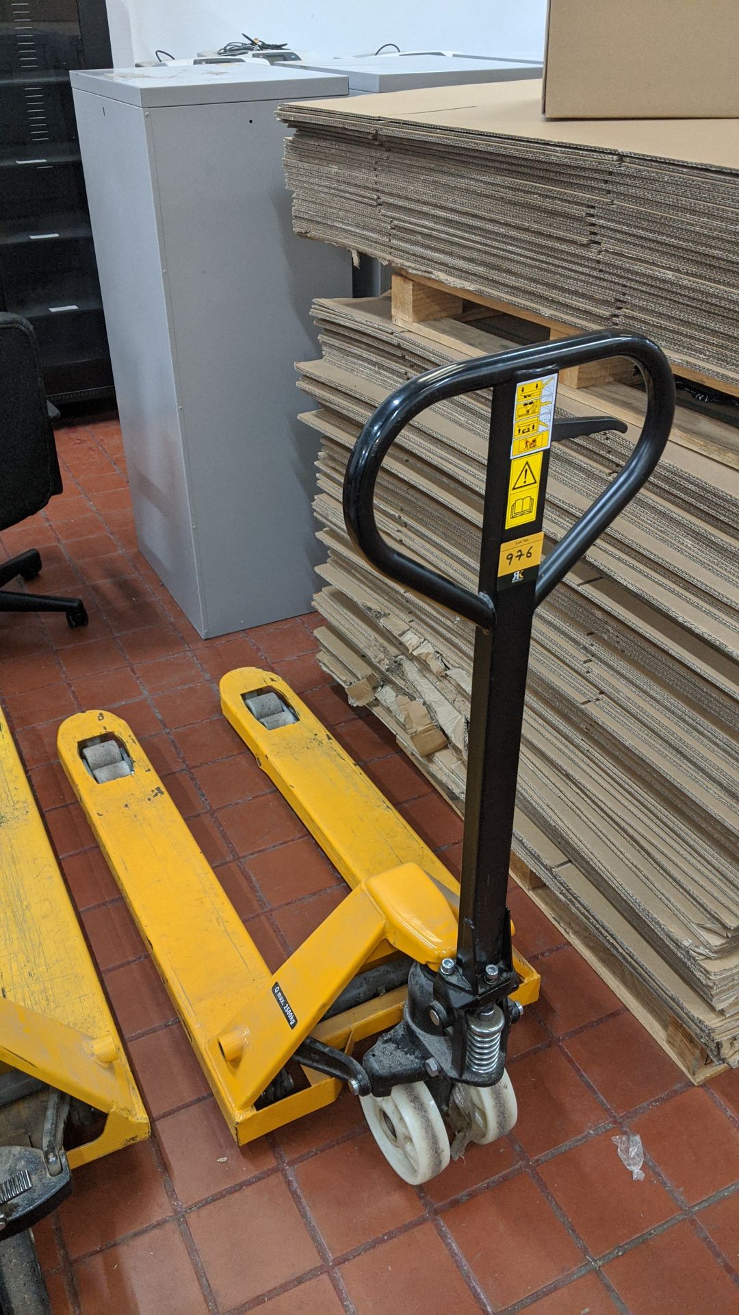Euro pallet truck, 2500kg capacity. This is one of a large number of lots in this sale being sold