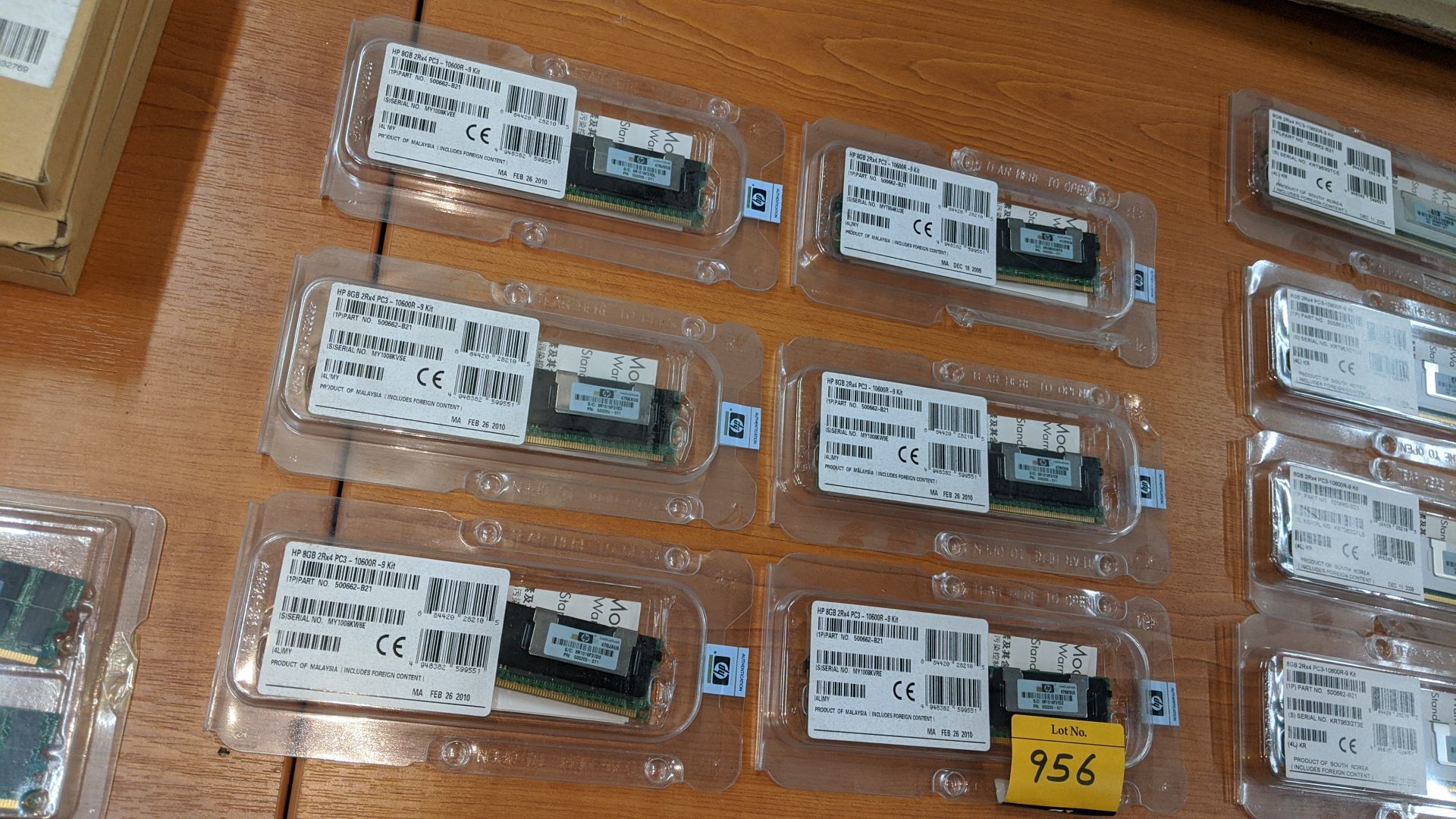 6 off HP 8Gb memory upgrade kits, part number 500662-B21 (black). This is one of a large number of - Image 5 of 5