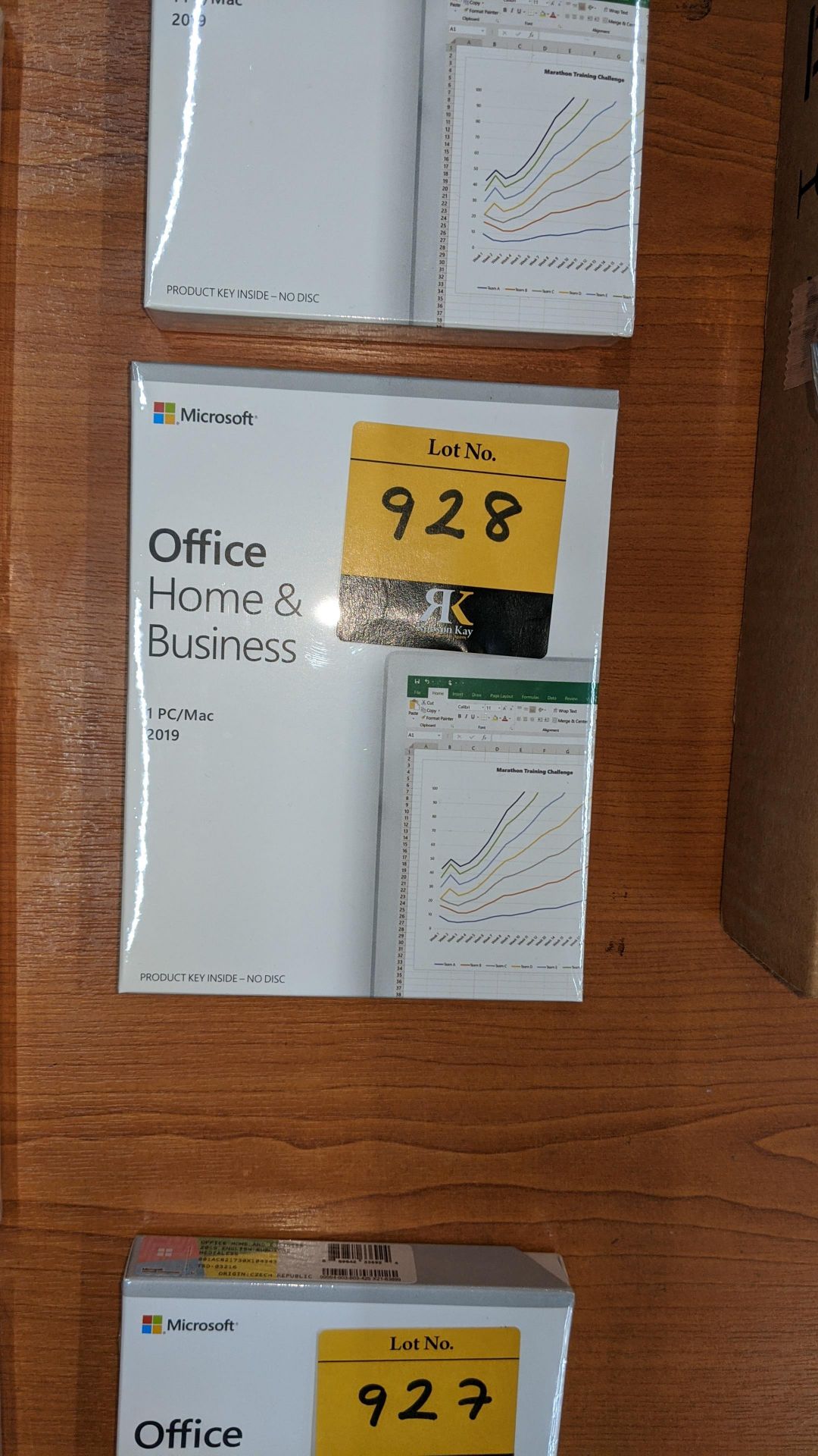 Microsoft Office Home & Business 2019 for PC/MAC. This lot comprises a sealed box with licence - Image 2 of 3