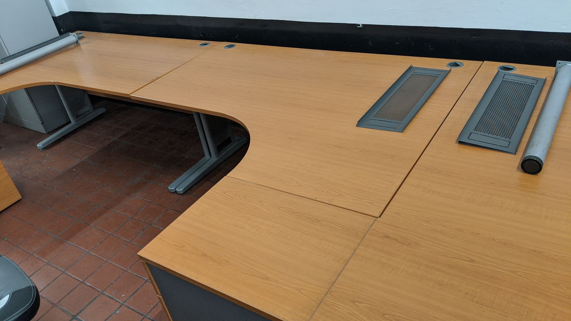 4 off curve front "piano" desks each including a matching desk height pedestal. This is one of a - Image 5 of 10