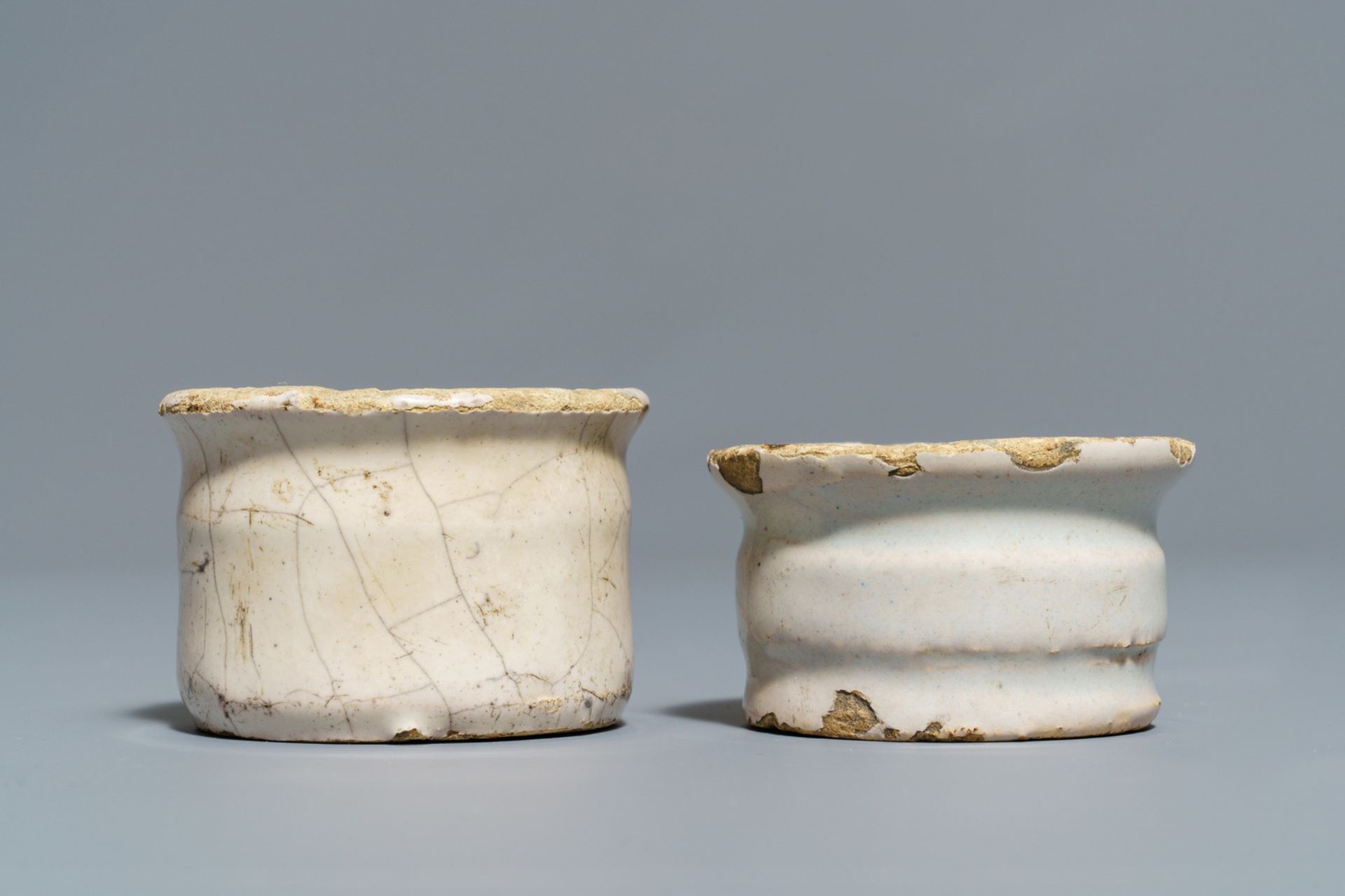 Five white Dutch Delft albarello-shaped ointment jars, 17th C. - Image 11 of 13