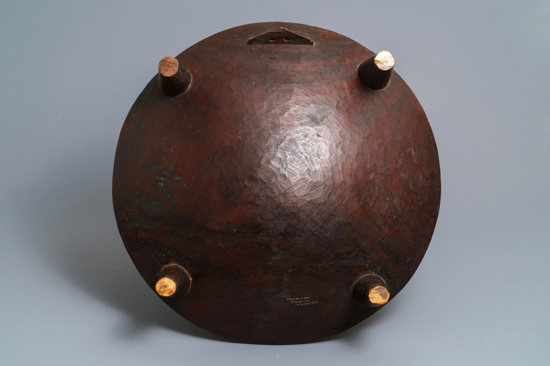 A large wooden Tanoa Dina or Kava bowl, Fiji, 19th C. - Image 7 of 8