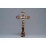 A Chinese mother-of-pearl inlaid wooden apostle cross, prob. Macau, 18/19th C.