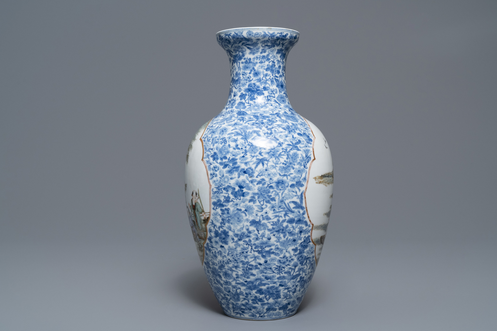 A Chinese famille rose vase, Qianlong mark, Republic, 20th C. - Image 4 of 6