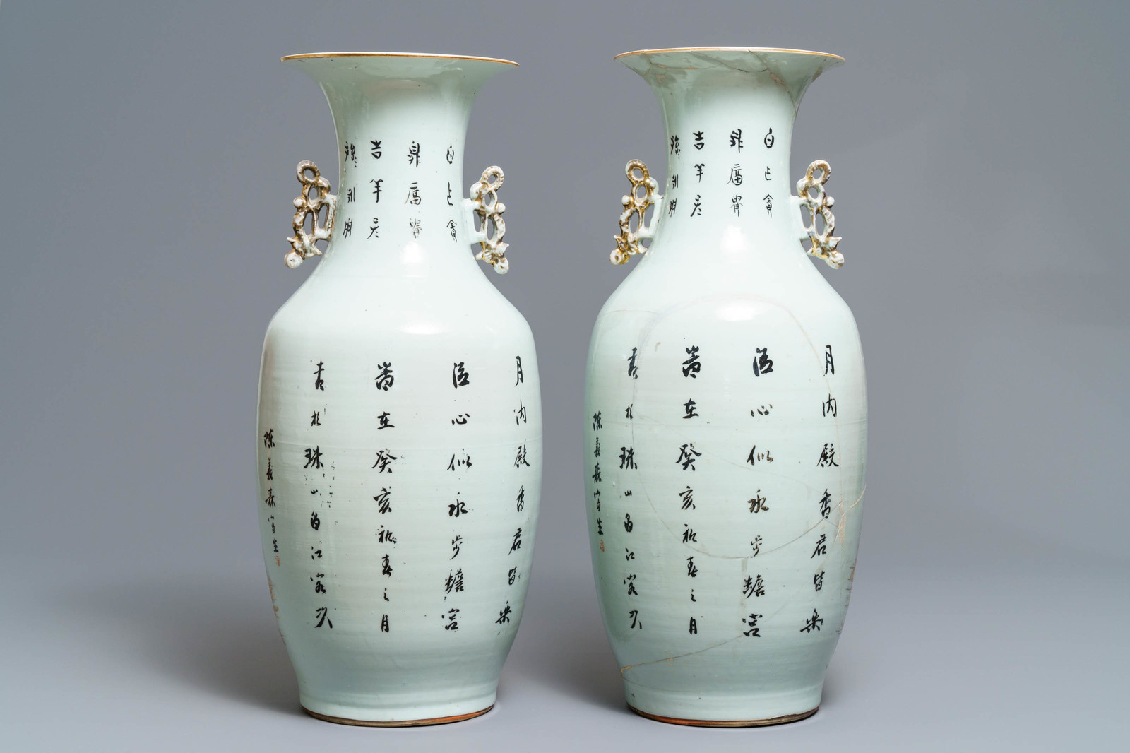 A pair of Chinese famille rose vases with ladies playing music, 19/20th C. - Image 3 of 6