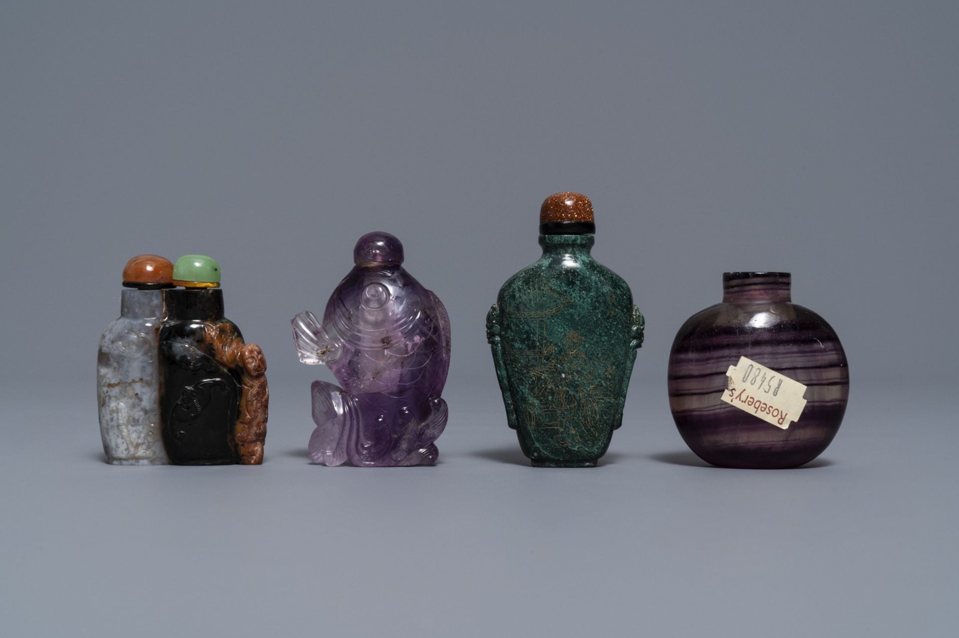 Seven Chinese hardstone, agate and quartz snuff bottles, 19/20th C. - Image 3 of 9