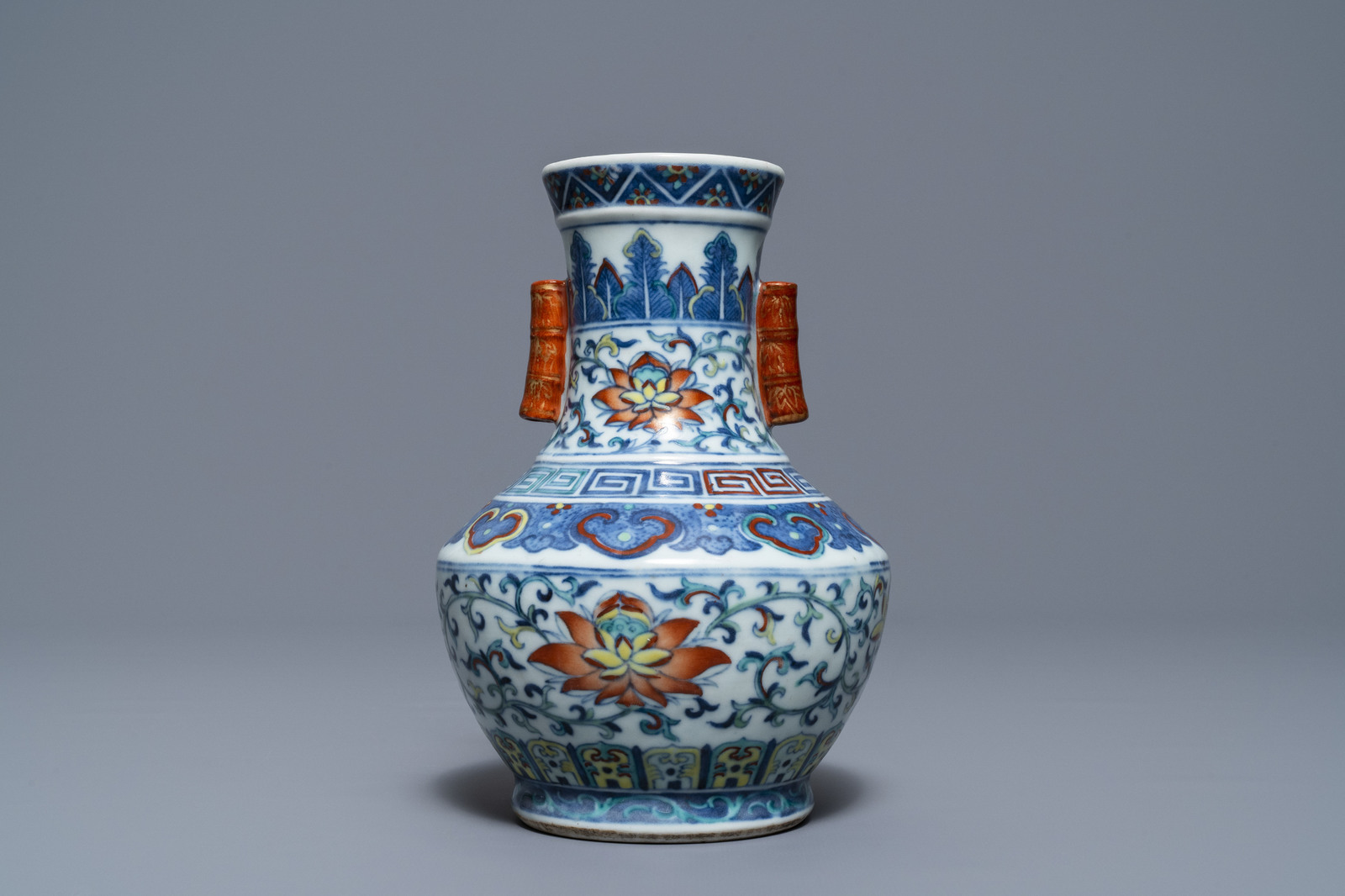 A Chinese doucai 'hu' vase, Qianlong mark, 19/20th C. - Image 3 of 6