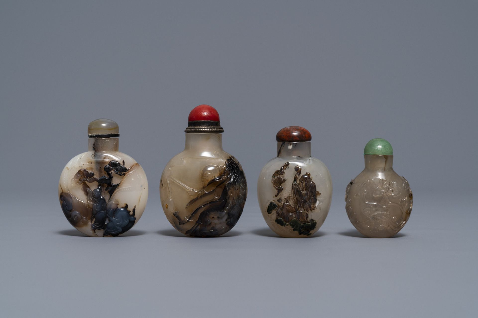 Eight Chinese carved shadow agate snuff bottles, 19/20th C. - Image 6 of 9