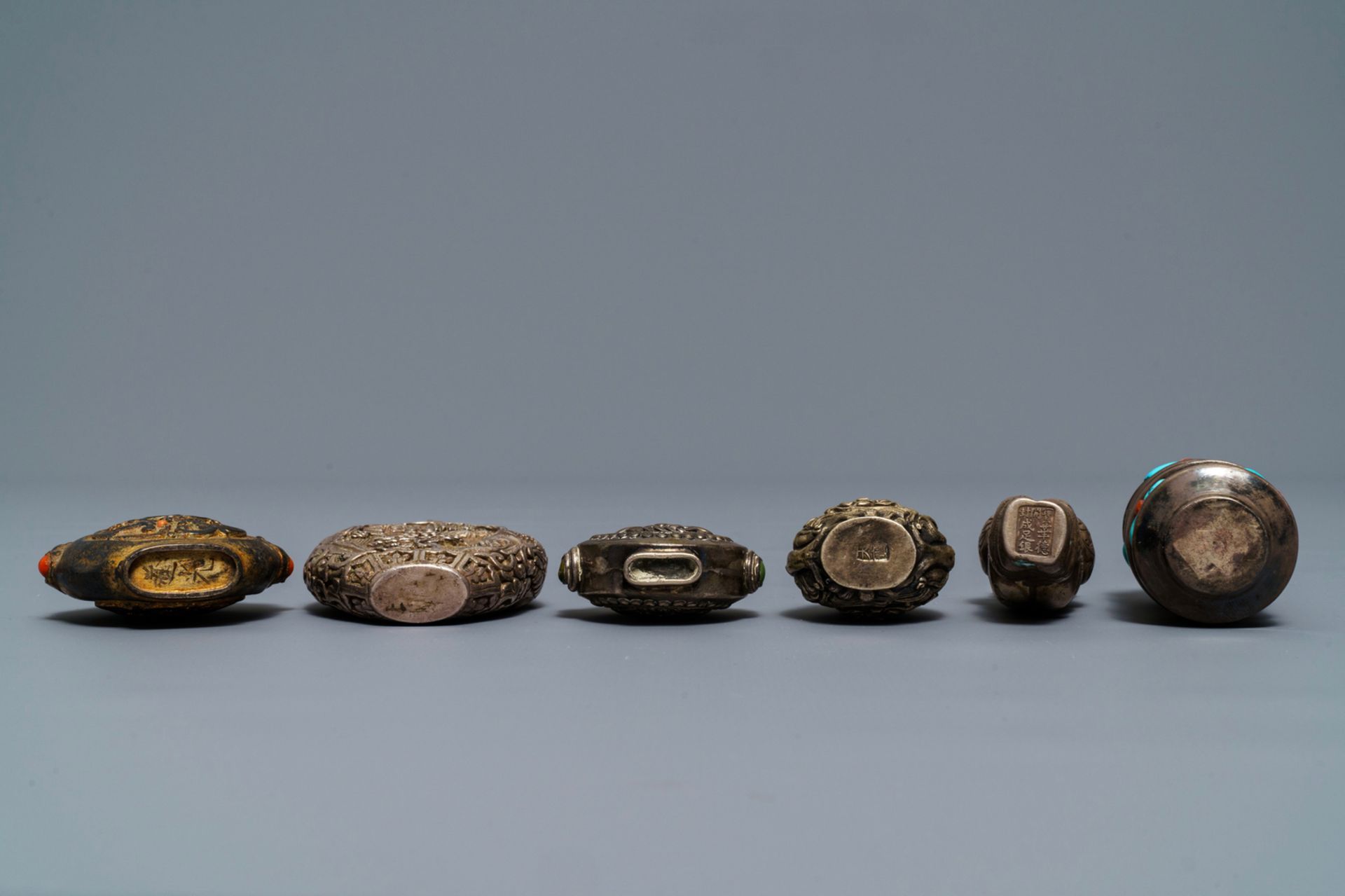 Six Chinese coral and turquoise-inlaid silver and jade snuff bottles, 19/20th C. - Image 6 of 7