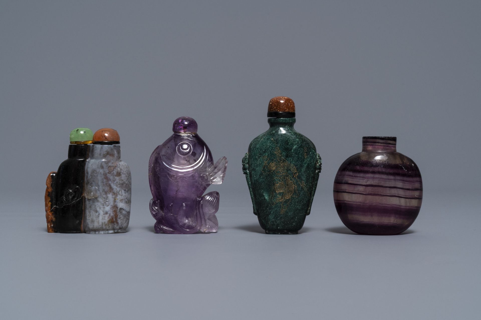 Seven Chinese hardstone, agate and quartz snuff bottles, 19/20th C. - Image 2 of 9