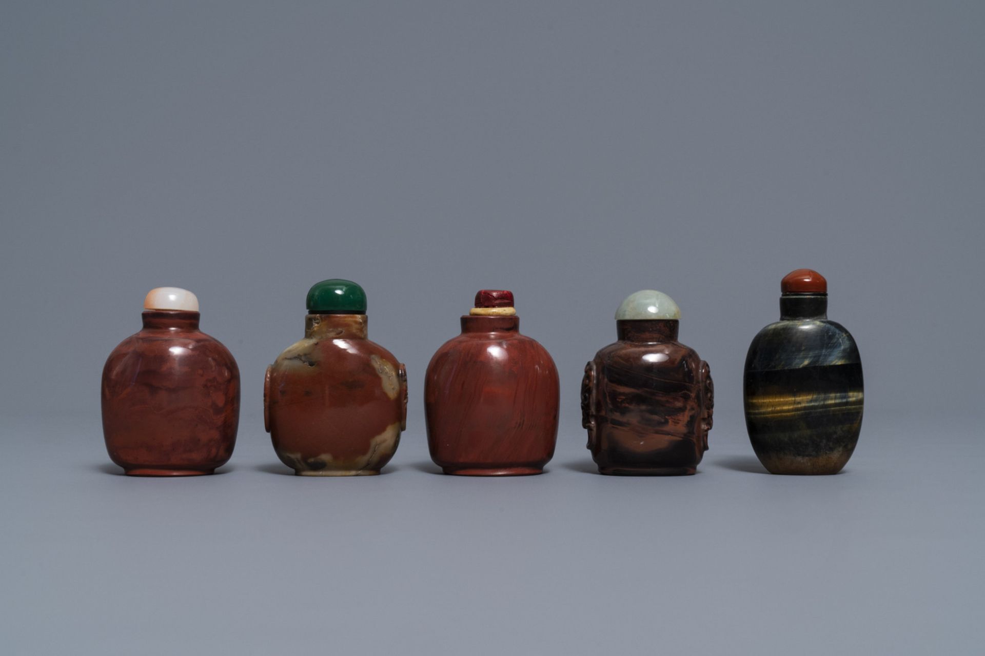 Nine various Chinese hardstone snuff bottles, 19/20th C. - Image 2 of 9