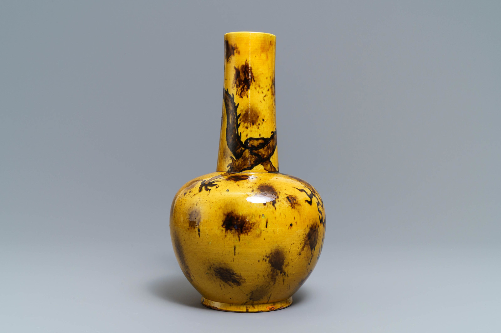 A Chinese yellow-ground bottle vase with a dragon, Qianlong mark, 19/20th C. - Image 3 of 6