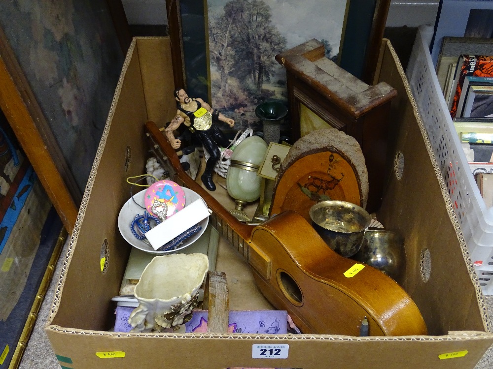 Mixed box of collectables