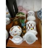 Mixed collection of vintage and other decorative ceramics