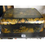 Vintage Oriental gilt chinoiserie decorated workbox (one carry handle missing)