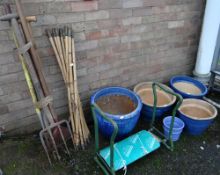 Four terracotta pots together with a selection of garden tools (outside) Condition reports