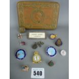 World War I 1914 Christmas tin with a collection of RAF, Civil Defence and other badges and buttons