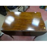 Regency mahogany twin flap Pembroke table with single end drawer