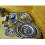 Parcel of large blue Willow platters and other blue Willow ware including a Bangor Cathedral plate