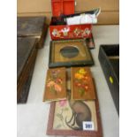 Parcel of mixed collectables including vintage frames etc