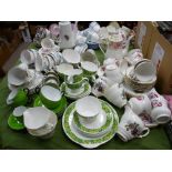 Parcel of miscellaneous teaware in various patterns