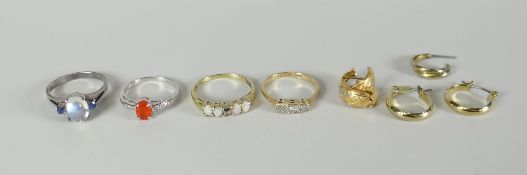 Group of assorted jewellery to include two 9ct gold rings and two pairs of earrings Condition