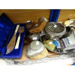 EPNS twin-handled galleried tray, horse hoof inkwell, cased fish servers ETC Condition reports
