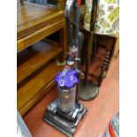 Dyson DC33 upright vacuum cleaner E/T