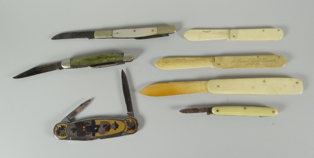 A small parcel of fruit knives Condition reports provided on request by email for this auction - Image 2 of 2