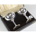 A pair of cased silver goblets of plain with gilded interiors, Birmingham 1993, 8ozs Condition