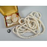 Parcel of jewellery to include 14k gold cameo brooch, another and a string of pearls Condition
