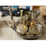 Mixed selection of vintage metalware