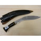 Horn handled vintage kukri knife, leather sheathed with Karda & Chakmak intact, 38.5 cms long