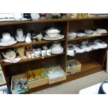 Very large parcel of porcelain and glassware including quantities of Brad Ex display plates - steam,