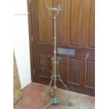 Vintage metal/brass oil lamp stand