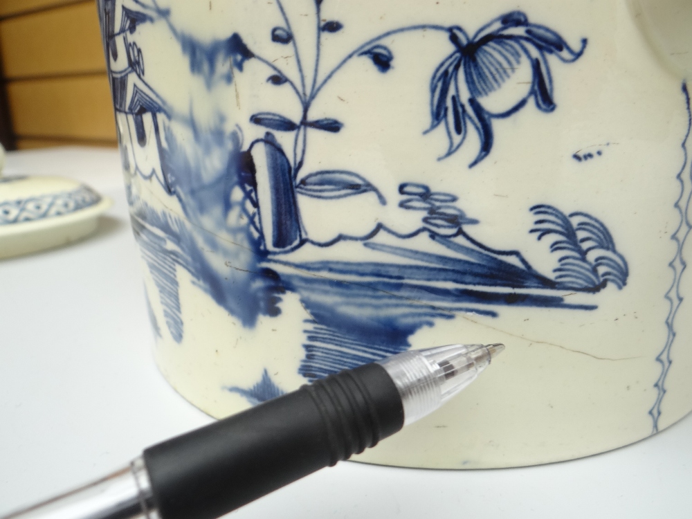 AN EIGHTEENTH CENTURY CREAMWARE OVERSIZE TEAPOT decorated with underglazed blue landscape decoration - Image 10 of 12