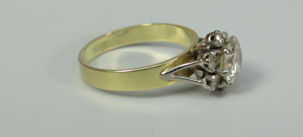 YELLOW METAL DIAMOND FLOWER HEAD CLUSTER RING, the central stone (1.3ct approximate visual estimate) - Image 3 of 4