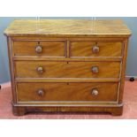 A VICTORIAN MAHOGANY CHEST OF TWO SHORT OVER TWO LONG DRAWERS with turned wooden knobs, 80.5 cms