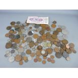 Collection of mainly vintage British and Continental coinage with a Yugoslavia 20 Dinara note