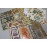 BANKNOTES, A SMALL QUANTITY OF MAINLY FOREIGN, to include Japanese, Italian, British ETC